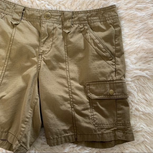 Eddie Bauer Army Green Cargo Shorts Size 2P - Picture 5 of 7